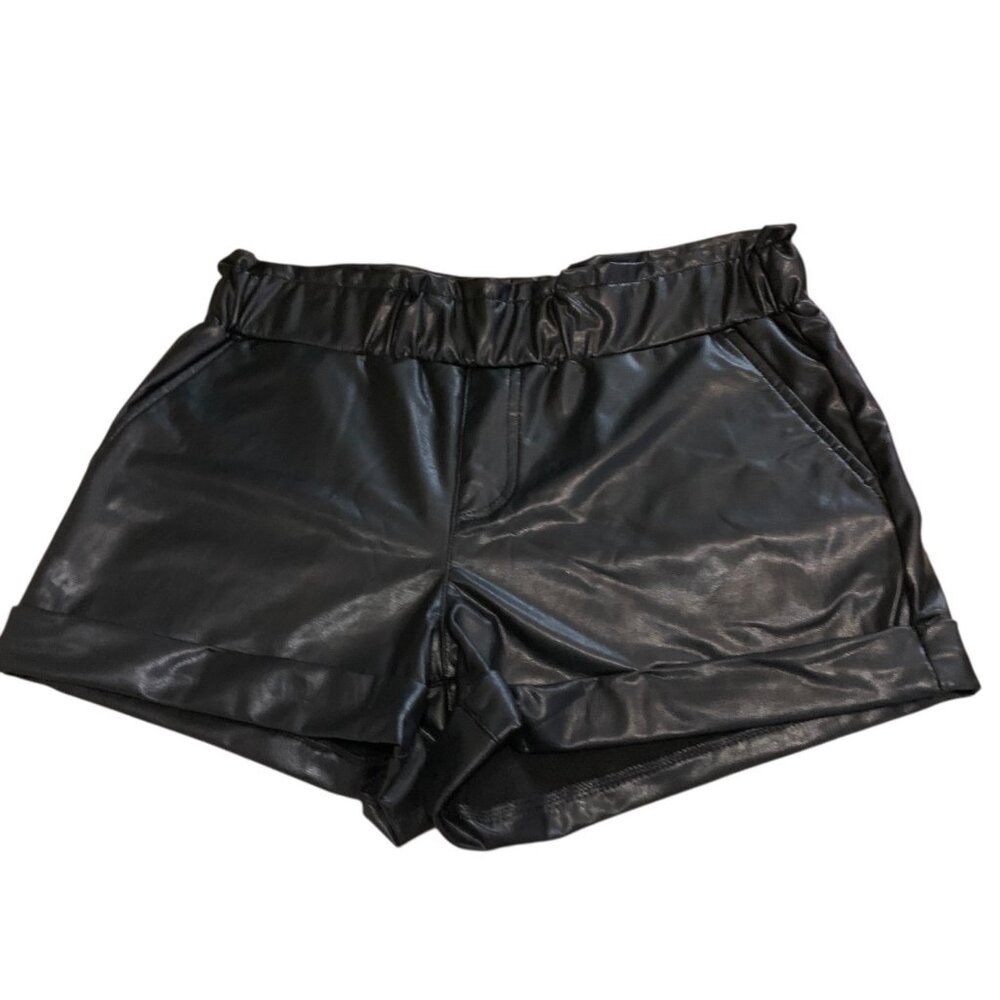 Rewash Women’s Shorts Vegan Black Leather Cuffed Hem‎ Pockets Sz M Mob Wife Y2K
